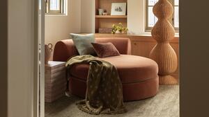 Lulu and georgia 14 lounger vignette l 0979 fania linen cotton throw marigold and ivory  site crop lifestyle